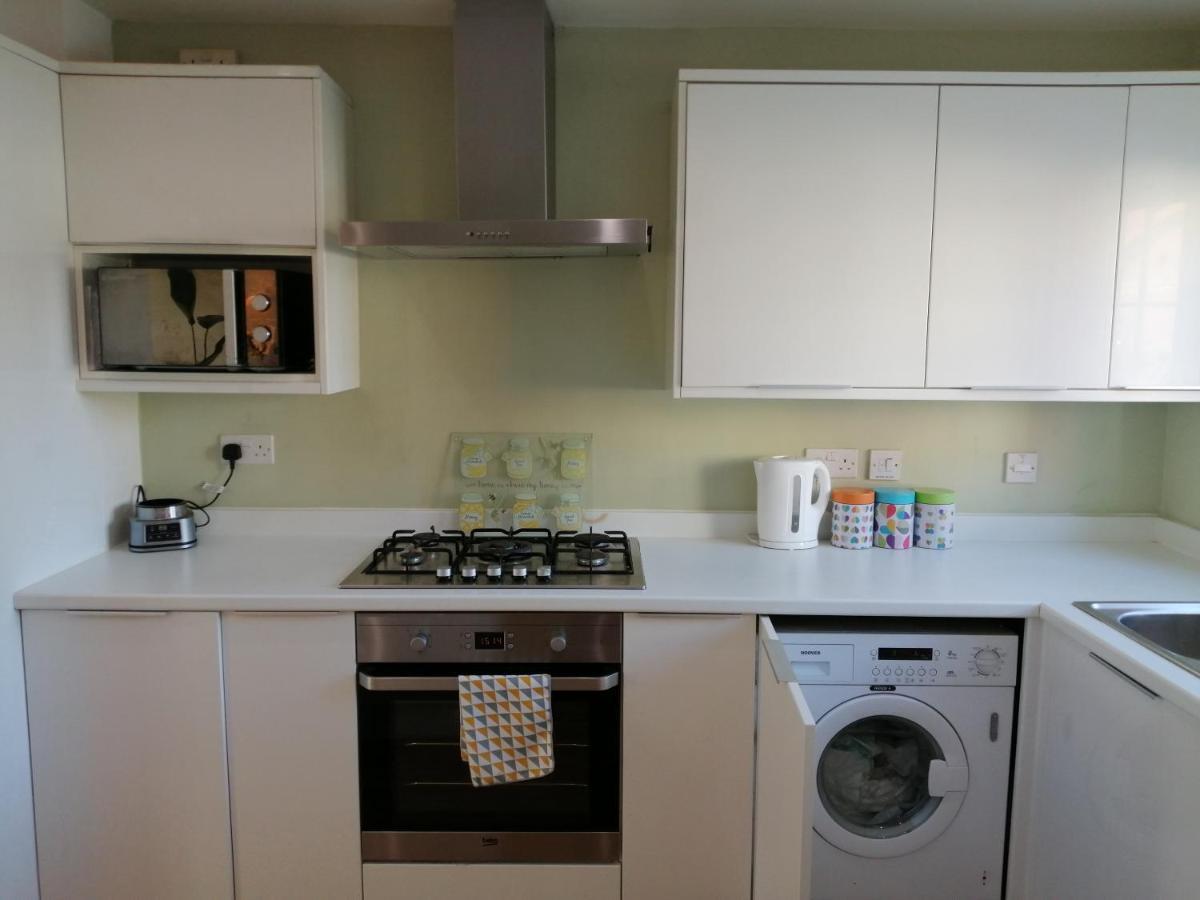 Spacious Townhouse With Sea Views Near Cardiff Barry Exteriér fotografie